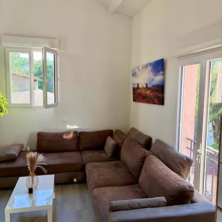 Apartamento Large, Bright Loft With Mezzanine Cannes